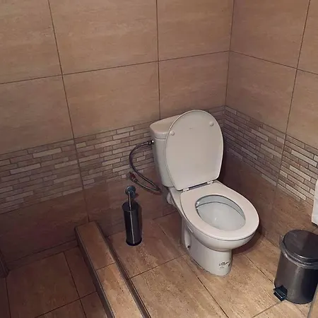 Ofrynio Kavalas Martin House Karianí