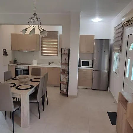 Ofrynio Kavalas Martin House Tatil Evi